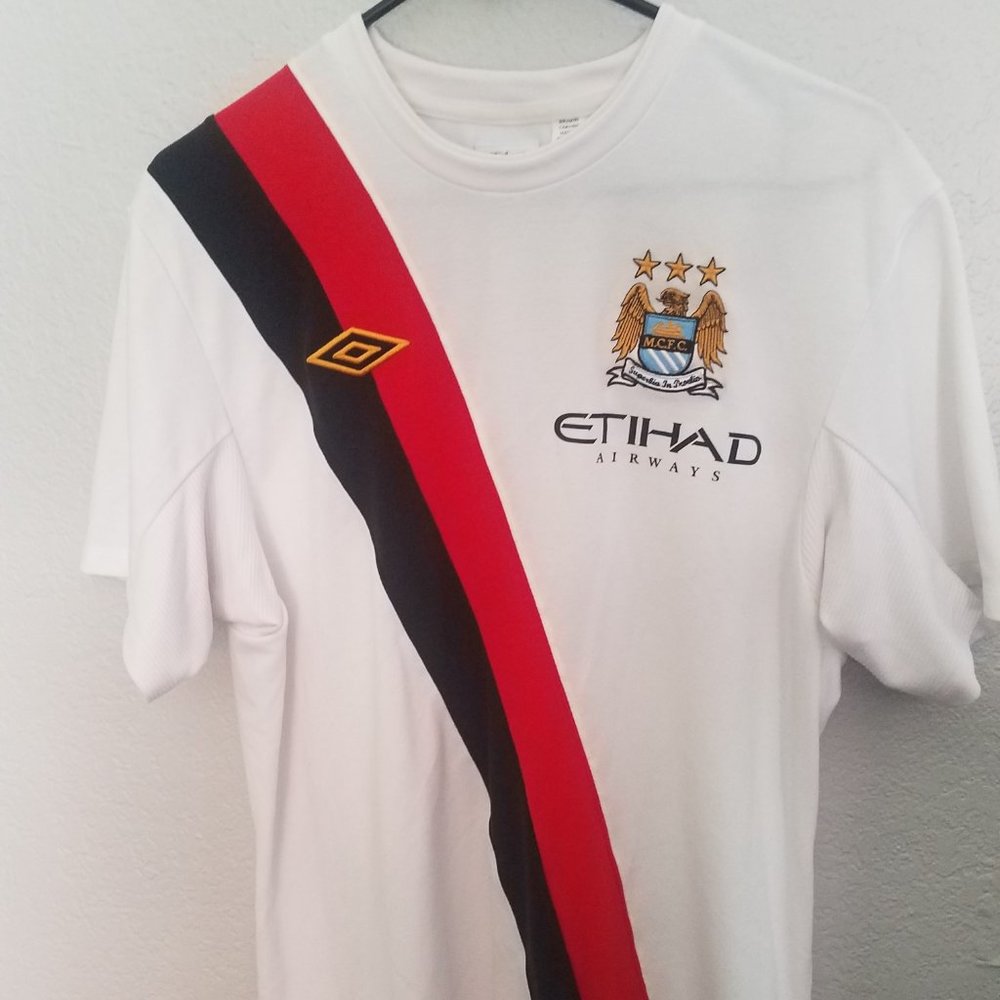 Umbro Manchester City Soccer Jersey Size 42